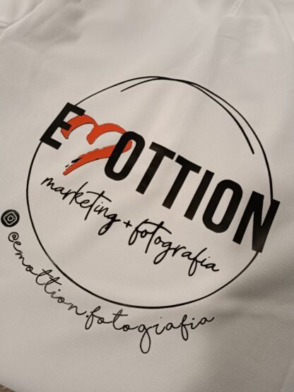 Camiseta Logos