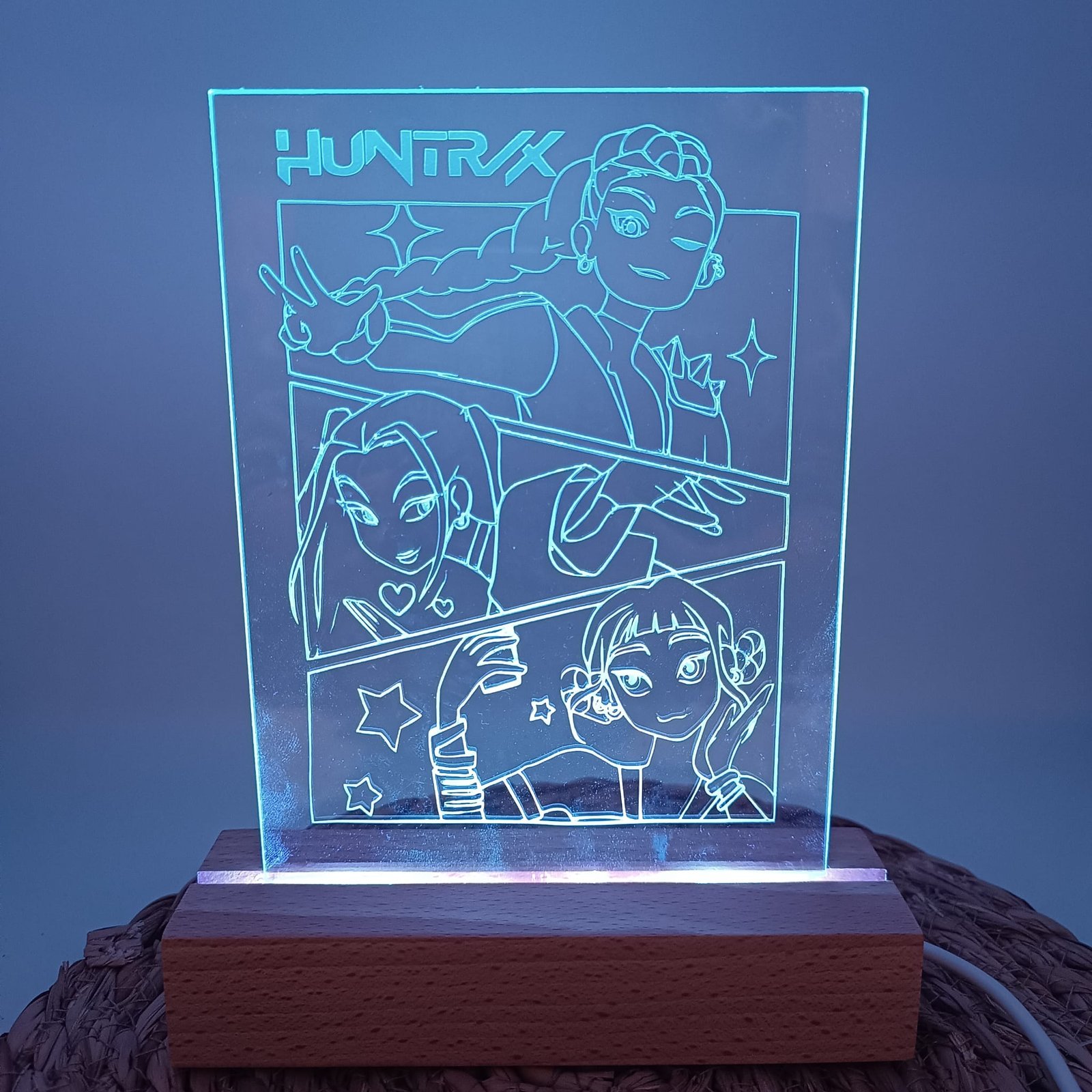 Lámpara Guerreras kpop