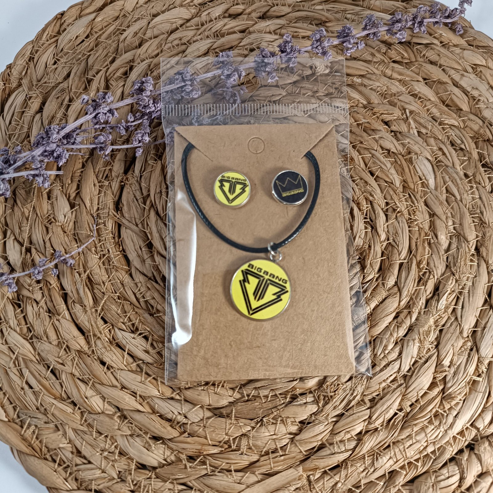 Colgante y pendientes Big Bang